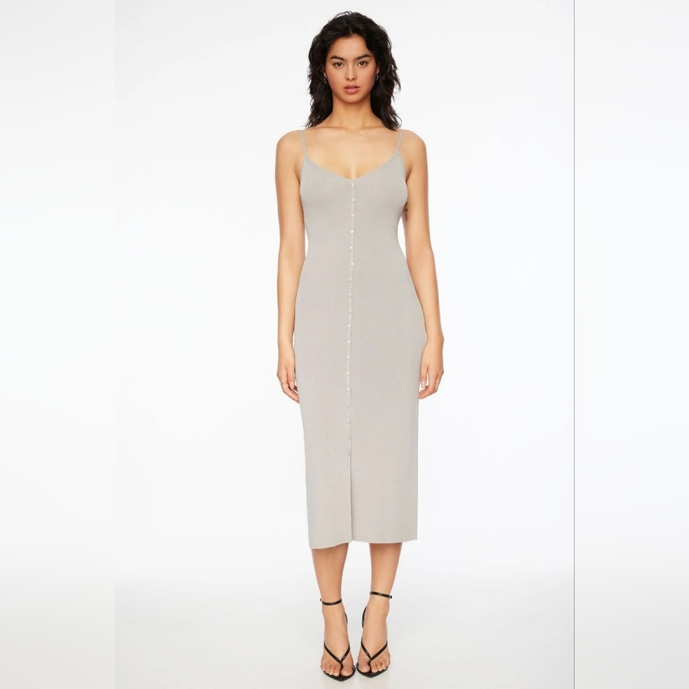 DYNAMITE [L] V-Neck Button Down Midi  Dress